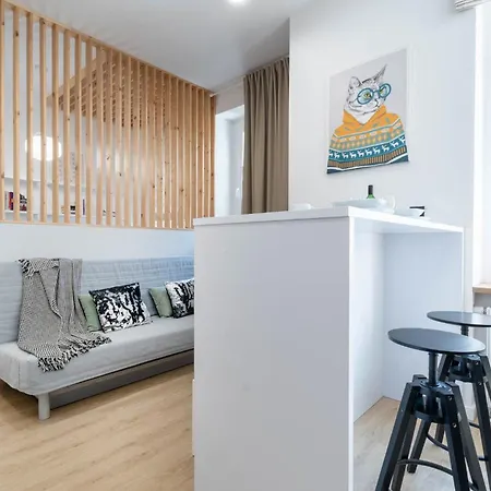 In The Center דירה