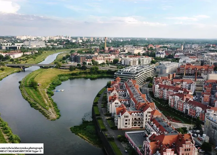 In The Center Апартаменти Познань